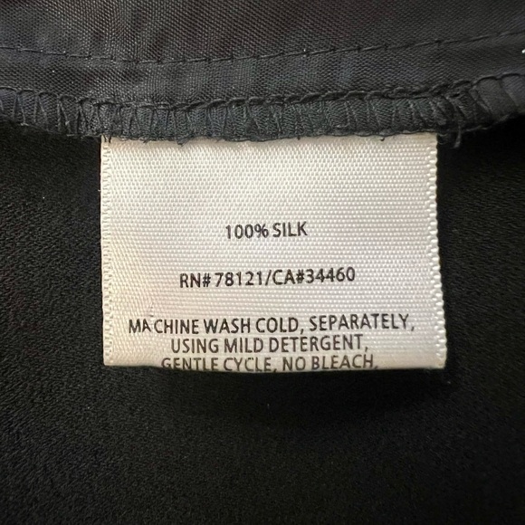 Eileen Fisher 100% Silk Pleated Ankle Pants - Picture 6 of 12